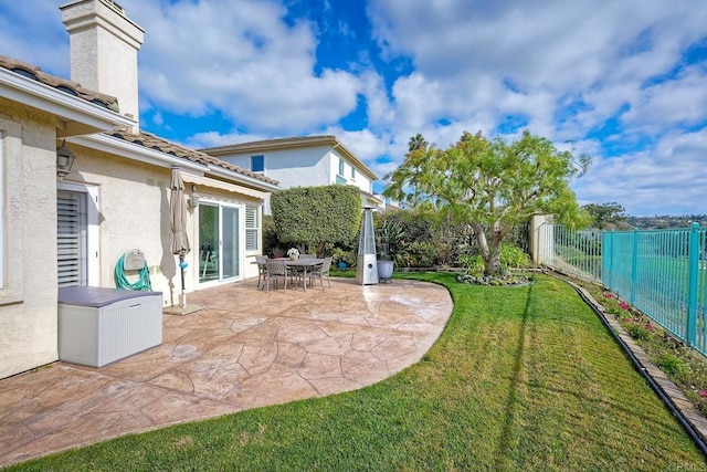 view of yard with a patio