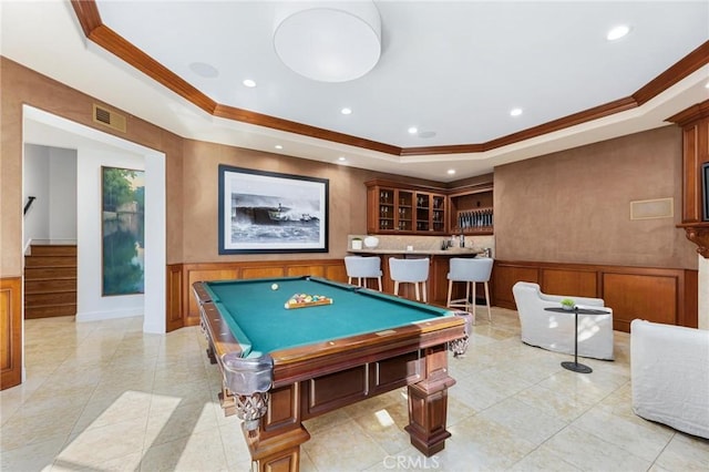 212 John St, Manhattan Beach, CA 90266 - rec room featuring crown molding, visible vents, a wainscoted wall, and a raised ceiling