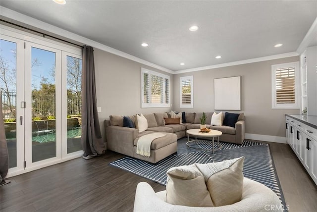 living room with recessed lighting, dark wood-style floors, and ornamental molding