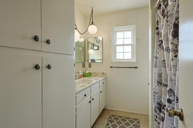 bathroom with vanity