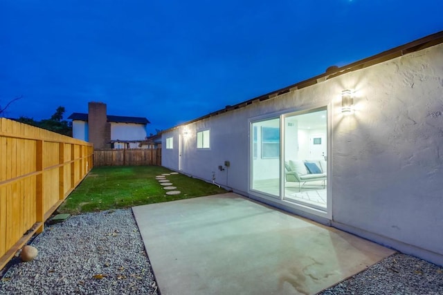 view of yard with a patio area