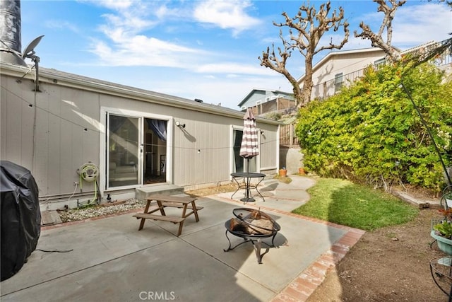 20095 Shadow Island Dr, Canyon Country, CA 91351 - view of patio with a fire pit