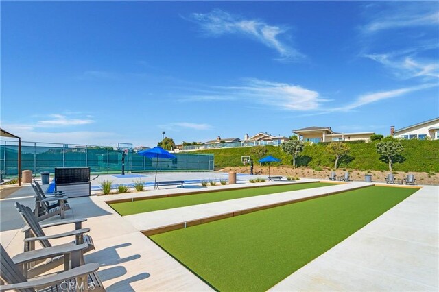 23502 Seaward Isle, Dana Point, CA 92629 - surrounding community featuring a bocce ball area