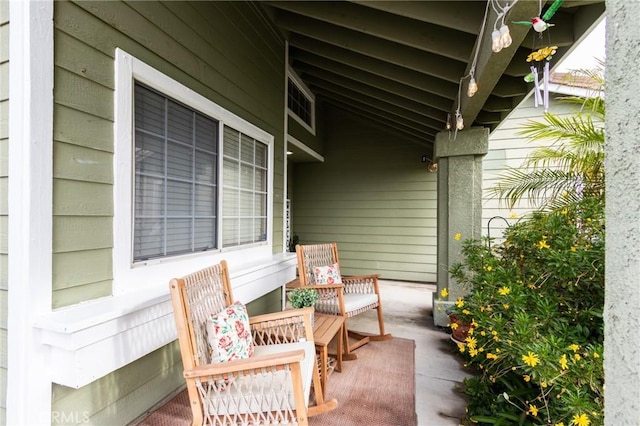 view of patio / terrace with covered porch