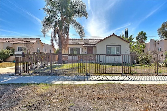 view of front facade featuring a front yard