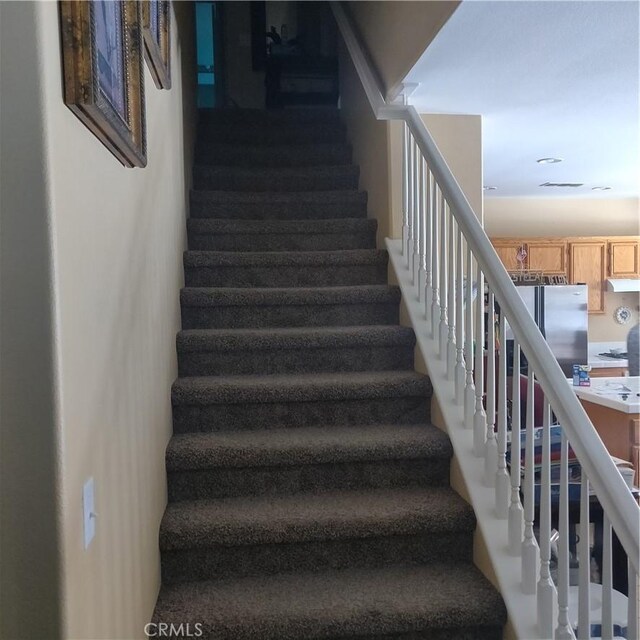 13023 Tehachapi St, Hesperia, CA 92344 - view of staircase