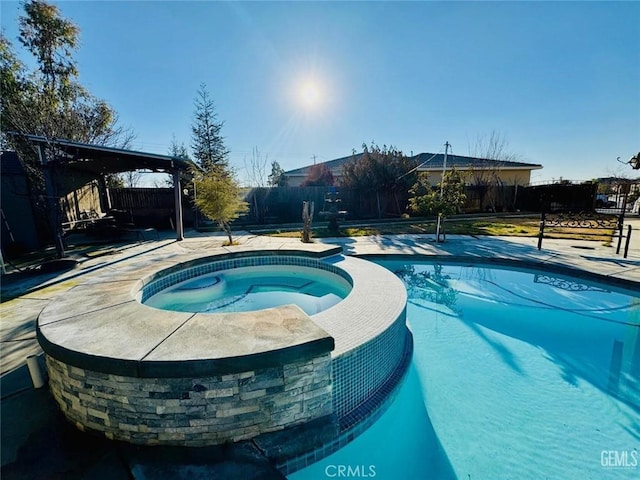 826 Jacob Creek Dr, Bakersfield, CA 93314 - view of swimming pool featuring an in ground hot tub