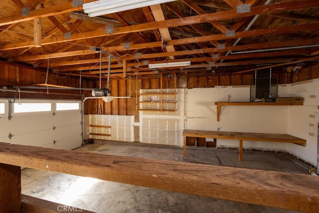 18686 Marine View Rd, Hidden Valley Lake, CA 95467 - view of garage