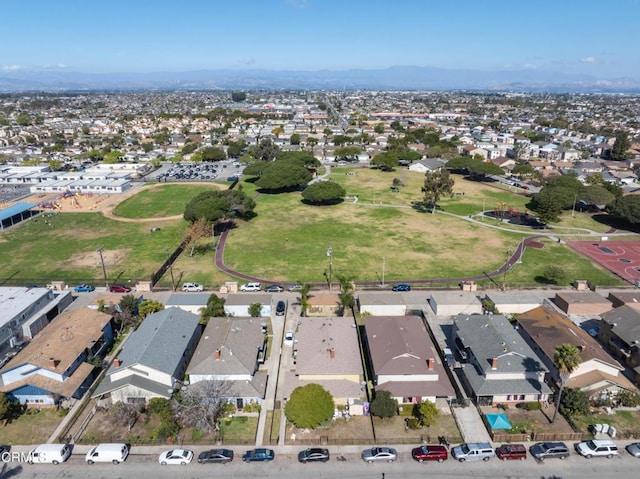 341 Cuesta Del Mar Dr, Oxnard, CA 93033 - birds eye view of property with a residential view
