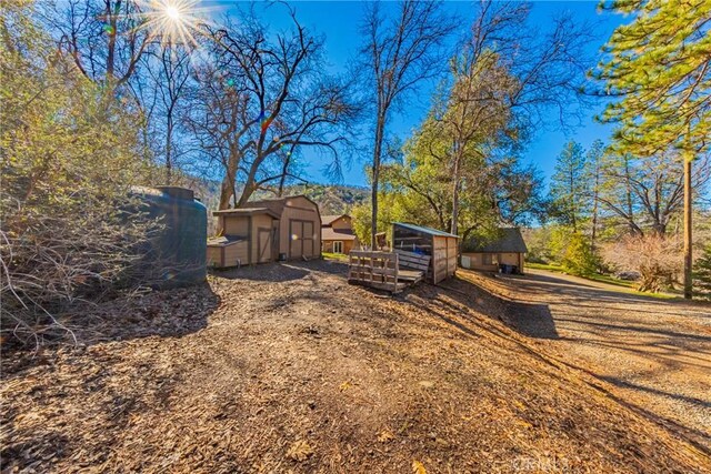 36763 Venado Dr, Coarsegold, CA 93614 - view of yard with a shed