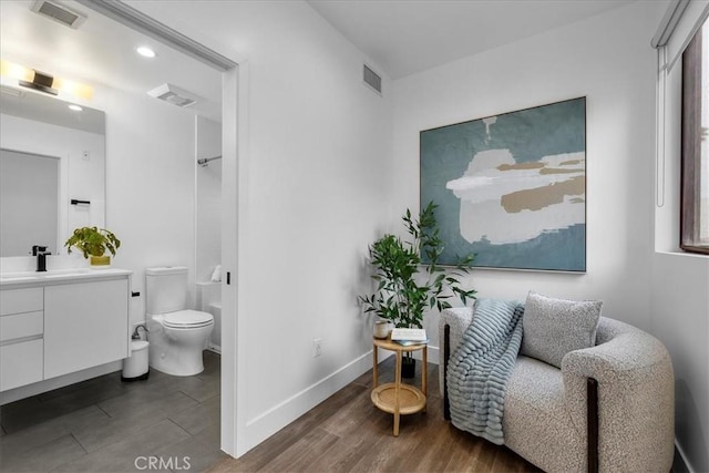 1304 N Mansfield Ave, Los Angeles, CA 90028 - photo 18