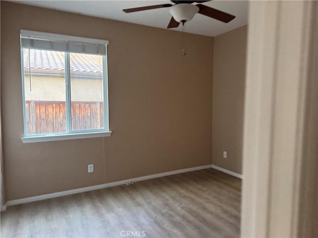 594 Hyacinth Rd, San Jacinto, CA 92582 - unfurnished room with ceiling fan and light wood-type flooring