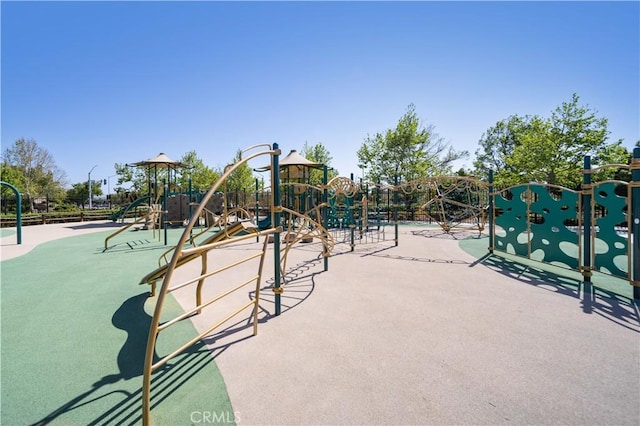 30750 Gazing Star Ln, Murrieta, CA 92563 - view of communal playground