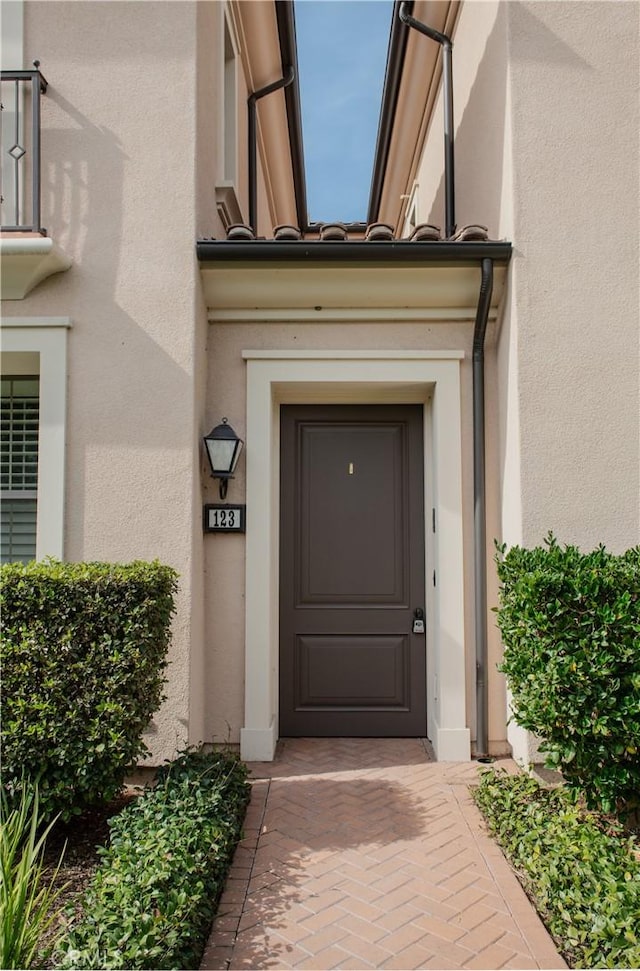 view of entrance to property