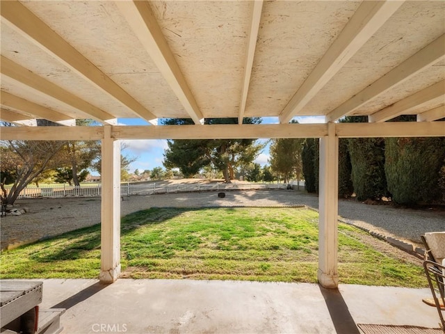 27767 Hummingbird Ln, Helendale, CA 92342 - view of patio / terrace