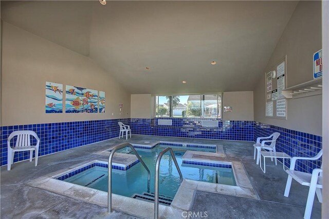 31232 Palma Dr, Laguna Niguel, CA 92677 - view of swimming pool featuring a pool and an in-ground hot tub