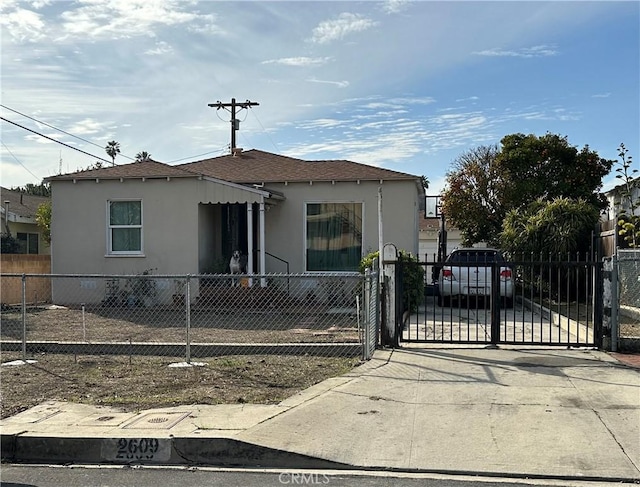 view of front of property