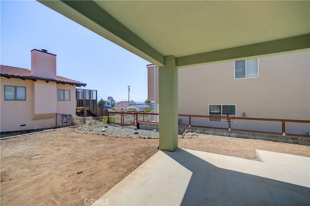 view of yard featuring a patio