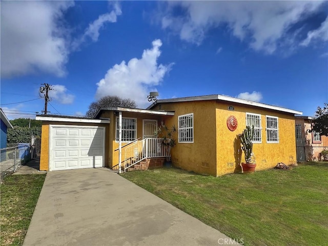 view of front of house featuring crawl space, an attached garage, fence, and concrete driveway