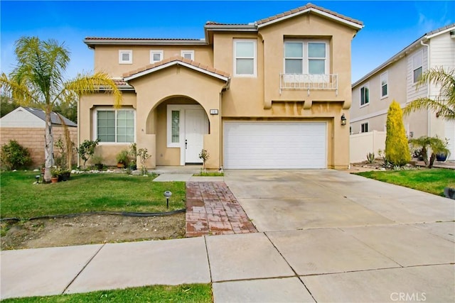 view of front of house featuring a front lawn, a garage, and a balcony