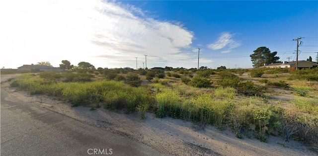 Listing photo 3 for 0 Ives Dr, California City CA 00000