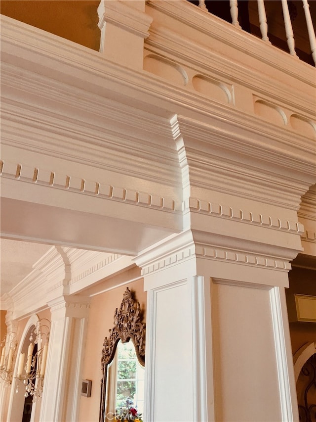 room details featuring crown molding