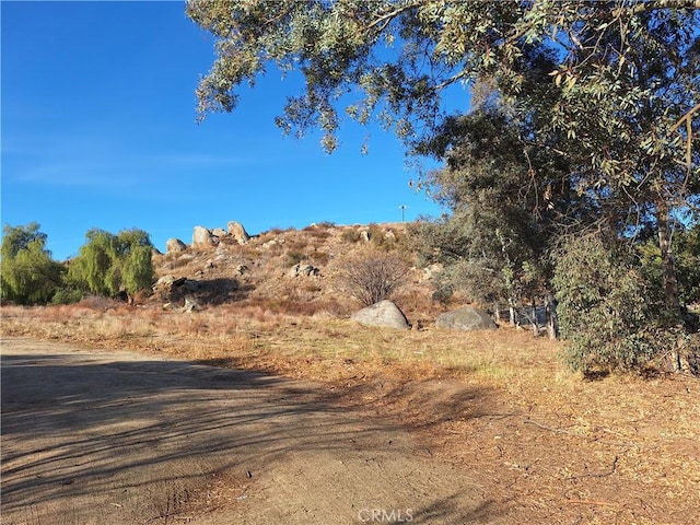 Listing photo 3 for 71 Juniper Flats Rd, Nuevo CA 92567