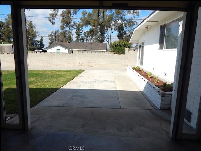 10210 Lundene Dr, Whittier, CA 90601 - photo 12