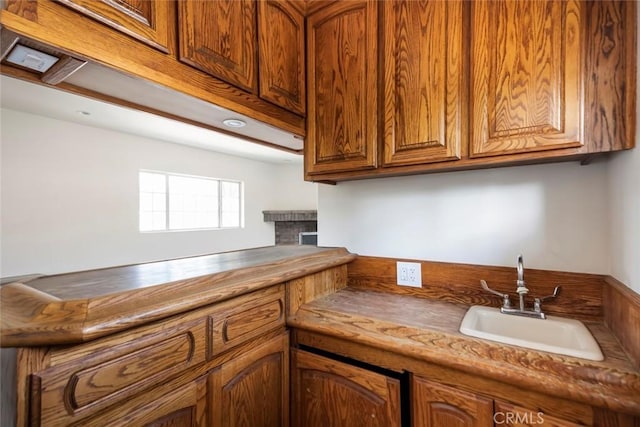 kitchen featuring sink