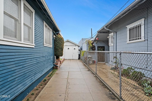 view of home's exterior