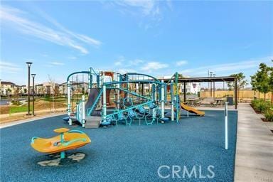 3620 S Allston Paseo Unit 7, Ontario, CA 91761 - view of community play area