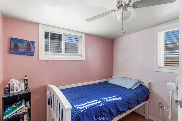 bedroom featuring ceiling fan