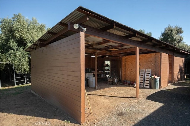 view of outbuilding with an outbuilding