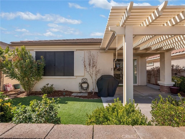 11175 Avonlea Rd, Apple Valley, CA 92308 - exterior space featuring a pergola and a grill