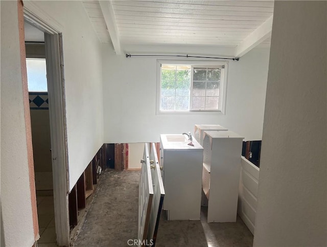 laundry room with sink and wooden ceiling