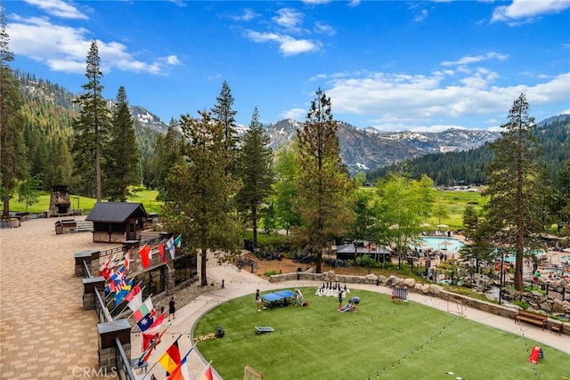 view of home's community featuring a mountain view