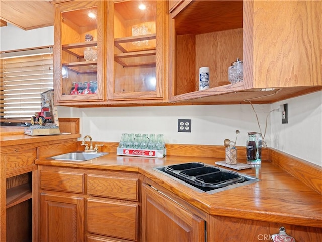 kitchen featuring sink