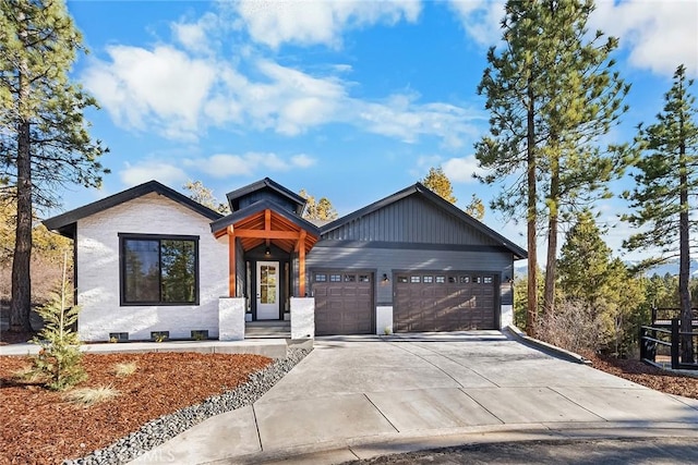 view of front of house with a garage