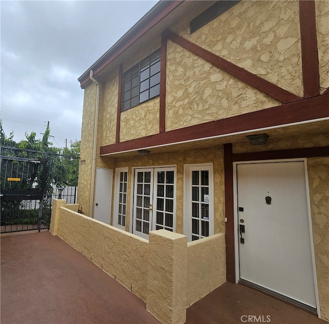 7422UNIT7 Hazeltine Ave Unit 7, Van Nuys, CA 91405 - property entrance featuring stucco siding and fence