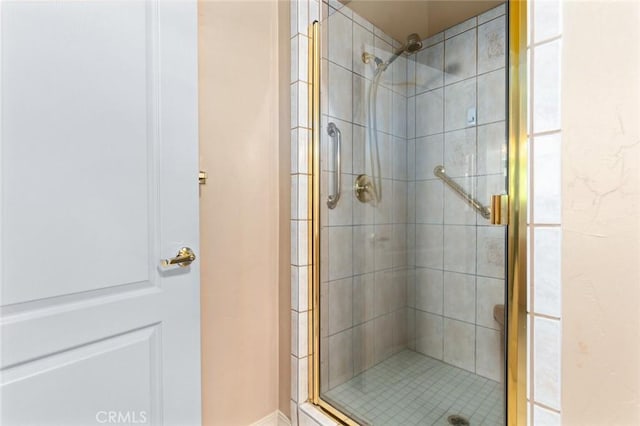 bathroom featuring walk in shower