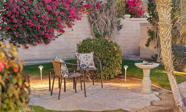 3 Mesquite Ridge Ln, Rancho Mirage, CA 92270 - view of patio / terrace