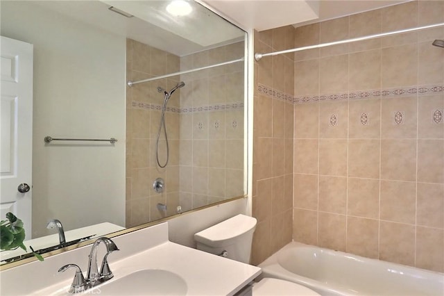 32 Diamond St Unit D, Arcadia, CA 91006 - bathroom featuring vanity and tub / shower combination