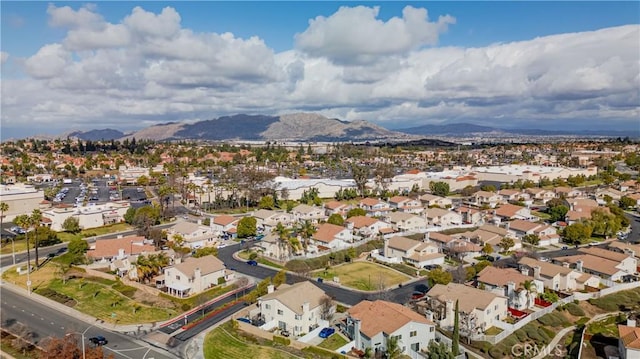 bird's eye view featuring a mountain view