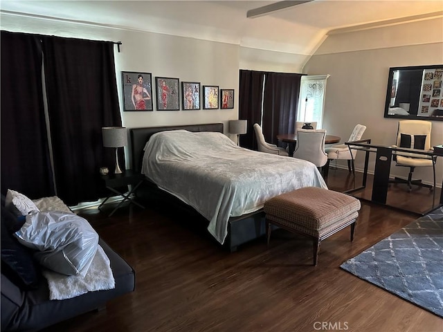4645 Ledge Ave, Toluca Lake, CA 91602 - bedroom with vaulted ceiling and wood finished floors