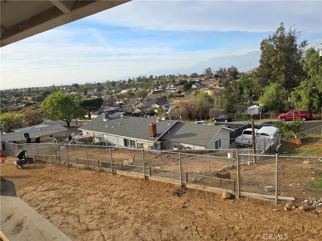 view of yard with a mountain view