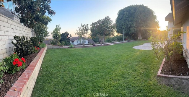 2120 E White Lantern Ln, Orange, CA 92867 - yard at dusk with a yard