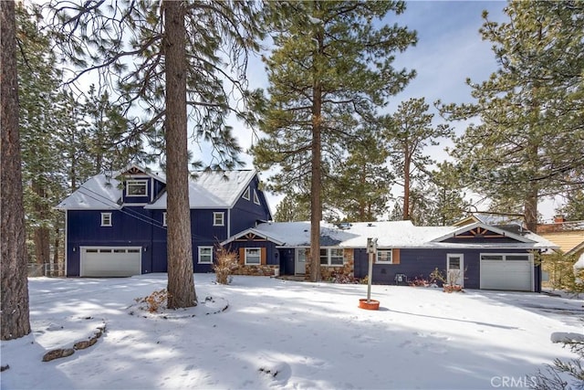 view of front of house featuring a garage