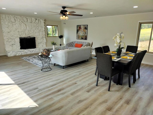 844 Hamilton Ln, Fallbrook, CA 92028 - living area featuring wood finished floors, ceiling fan, baseboards, a fireplace, and recessed lighting