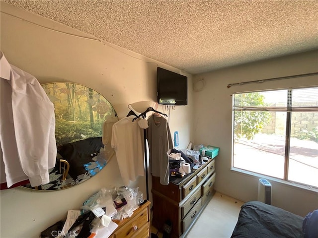 3362 Fuchsia St, Costa Mesa, CA 92626 - bedroom with a textured ceiling