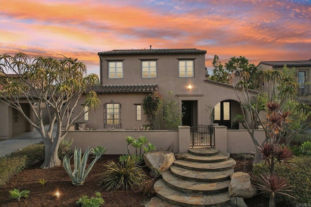 view of mediterranean / spanish-style home